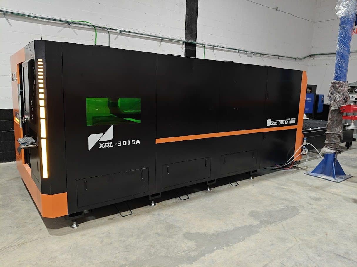 Máquina de corte láser de fibra XQL de MetalCut360